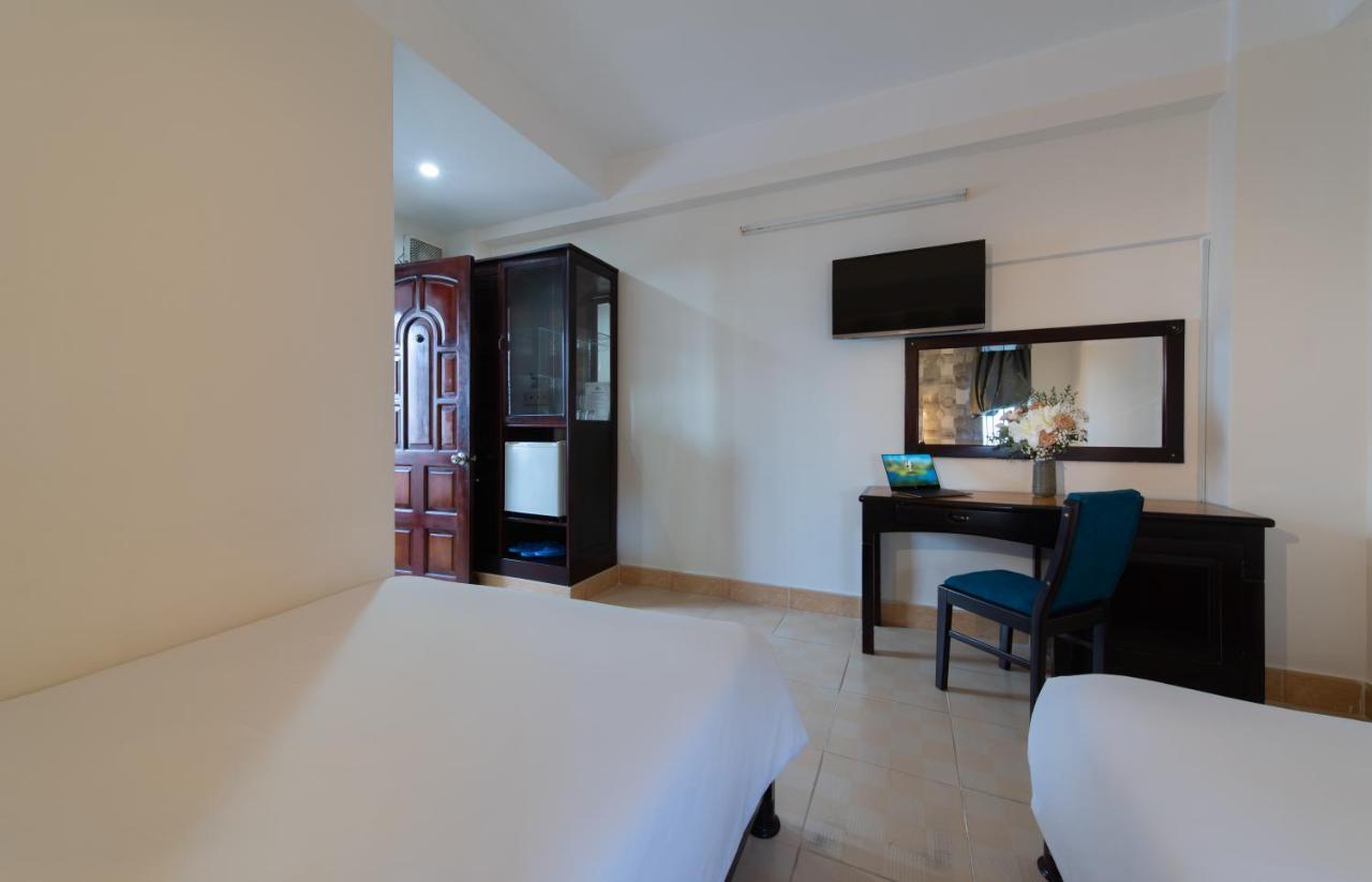 Hotel Starlight Nha Trang Extérieur photo